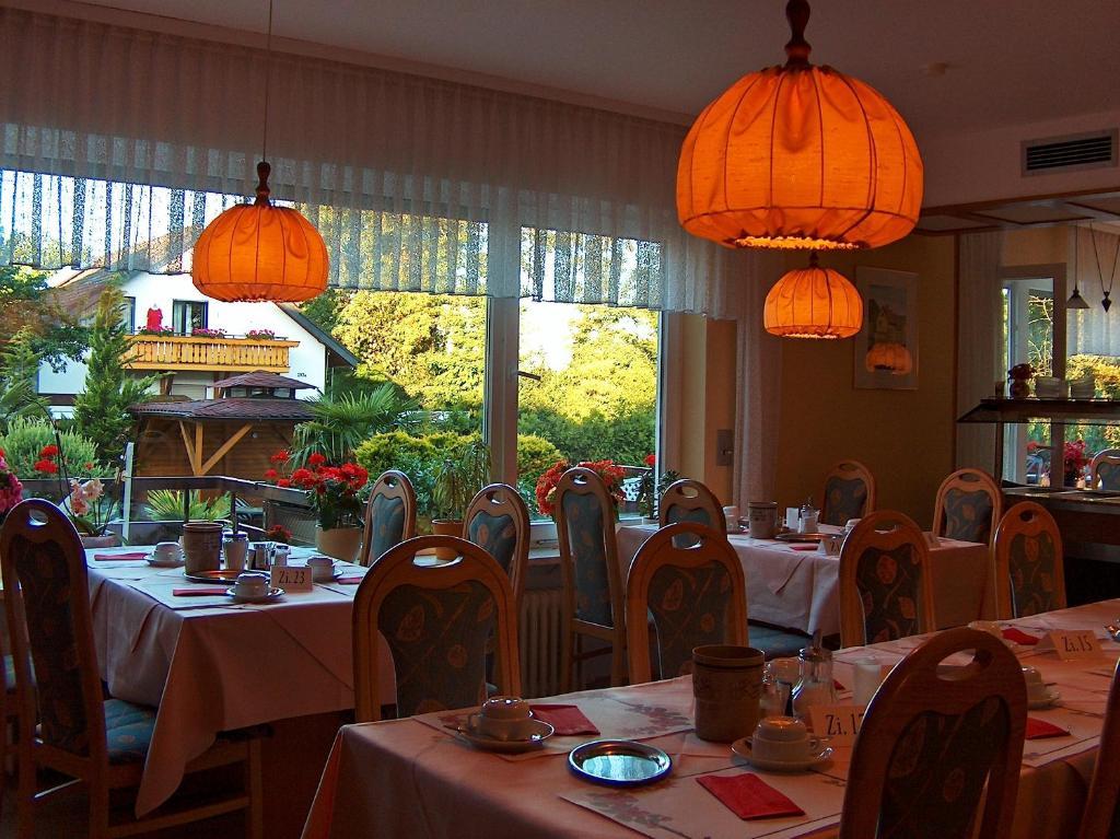 Hotel Schmid باد بيلنغن الغرفة الصورة
